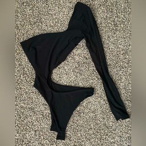 Fashion Nova Cutting You Off Long Sleeve Bodysuit